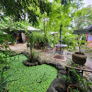 Hostel Tillett Gardens &, Nazareth